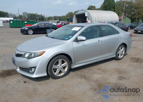 2012 Toyota Camry Se z USA, uszkodzony, nr VIN 4T1BF1FK7CU055530